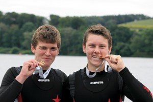 Jacob Schulte-Bockholt (li.) und Laurits Follert vom Uerdinger Ruderclub